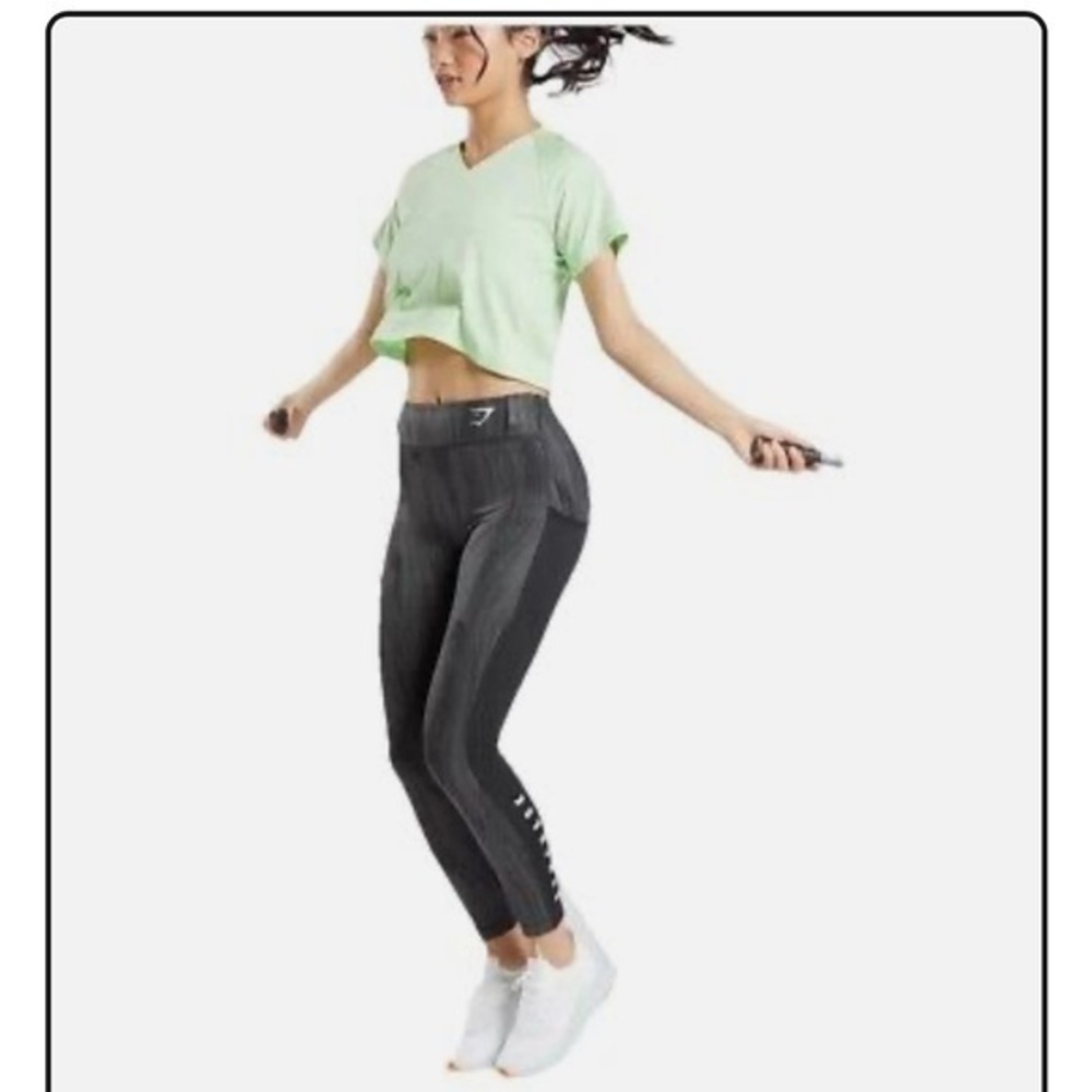 Gymshark High Waisted Sport Leggings Black Striped pocket pants small